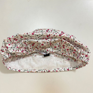 Venta caliente sala <span class=keywords><strong>de</strong></span> operaciones <span class=keywords><strong>enfermera</strong></span> quirúrgico tejido Bouffant Cap sombrero con botones moda impreso trabajo Scrubs para cabello largo - Product Image 3