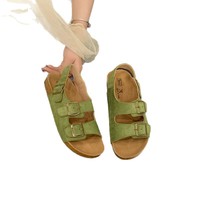 Nouvelles tongs plates tendance en PVC pour femme, collection été 2026, sandales de plage de luxe antidérapantes pour l'extérieur