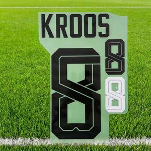 Camisa de Futebol Mundial <span class=keywords><strong>2026</strong></span> com Nome e Número Impressos em Serigrafia, Material PU, Etiquetas de Cuidado Autoadesivas Laváveis, Corte a Laser Retangular - Product Image 1