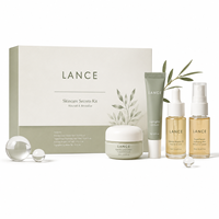 Kit de soin du visage blanchissant format voyage Lance Private Label avec sérum hydratant, crème hydratante et masque pour les lèvres - Ensemble de beauté végan