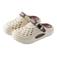 Chaussures de plage à double usage pour homme, modèle 2025, pour l'été et la conduite en extérieur, à bout fermé, avec bride arrière, en EVA respirant, antidérapantes et rehaussantes