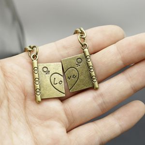 Portachiavi in Lega di Zinco con Incisione Imperiale, Ciondolo per Borsa, Accessorio Regalo - Product Image 4