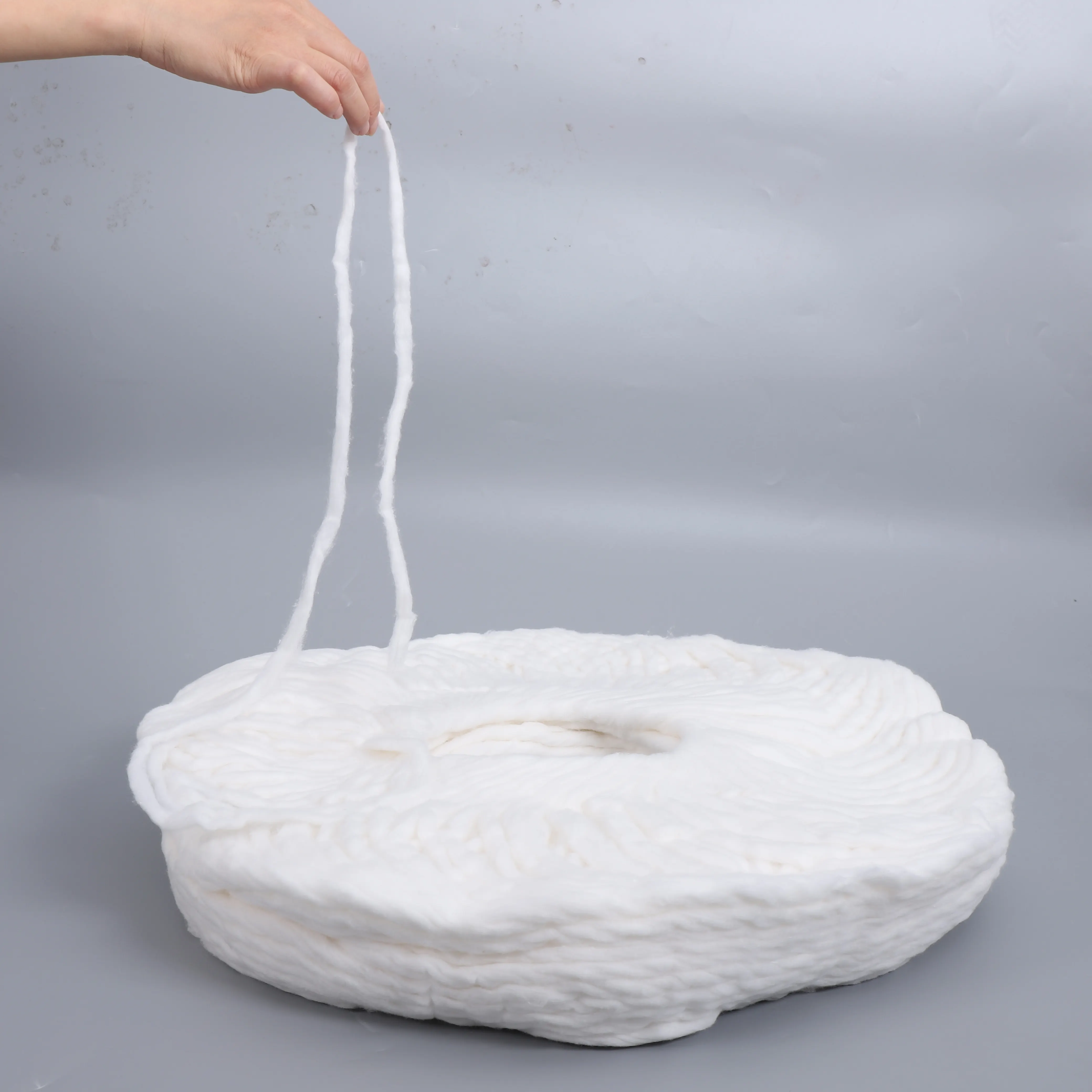 Fabricante Cotton Sliver 100% Bobina de algodón médico de algodón absorbente crudo