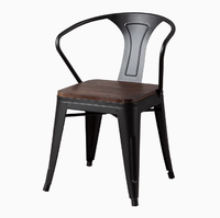 Table à manger minimaliste moderne en bois massif combinaison de chaises en fer de style industriel américain pour hôtels restaurants cafés
