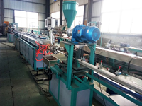 Machine de production de tuyaux d'irrigation goutte à goutte cylindriques en plastique pour seaux et tubes d'irrigation