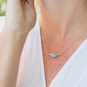 Collar minimalista de piedras preciosas con <span class=keywords><strong>chip</strong></span>, collares de piedra Natural de acero inoxidable chapados en oro impermeables, joyería para mujer - Product Image 1