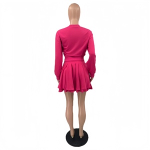 Set 2 Pezzi Personalizzato AIL per Donna: Felpa Sportiva Traspirante a Maniche Lunghe + Gonna Corta Plissettata Traspirante - Product Image 6