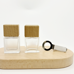 Fabrika Satış Mağazası 10ml Şeffaf Mat Kare Cam Araba Parfüm Difüzör Şişesi Serigrafi Baskılı Reed Difüzör Boş Doldurulabilir - Product Image 1
