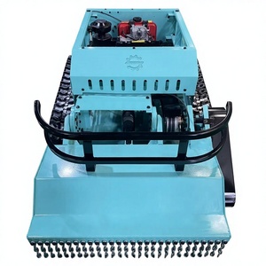 Tondeuse à gazon industrielle télécommandée à chenilles, alimentée au diesel, avec poignée télescopique et lame rotative, hauteur de coupe maximale de 180 mm pour - Product Image 1