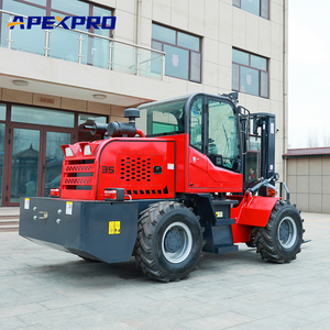 Chariot élévateur tout-terrain fiable de 3,5 tonnes à 4 roues motrices avec de grands pneus pneumatiques - Product Image 2
