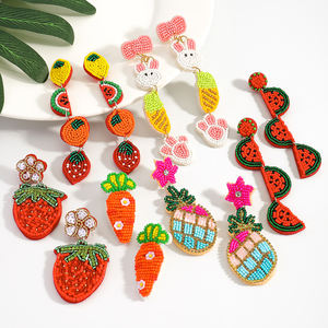 Boucles d'oreilles pendantes en perles faites à la main pour femmes, motifs fruits (ananas, fraise, pastèque, citron), mignonnes, pour le printemps, l'été, les vacances et les fêtes - Product Image 3