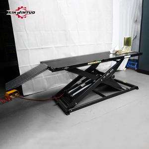 Rampa de elevación hidráulica neumática para motocicleta Xinjintuo con capacidad de elevación de 800kg Mesa elevadora de tijera para motocicleta - Product Image 4