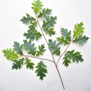 Ramo d'Albero Artificiale C-1558 Resistente ai Raggi UV, Foglie Verdi e Erba Realistiche per Decorazioni Esterne, Vendita Diretta all'Ingrosso - Product Image 5