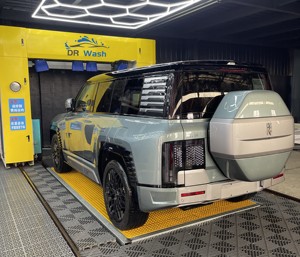 VENDITA CALDA Attrezzatura Professionale per Autolavaggio ad Alta Pressione Senza Contatto <span class=keywords><strong>Macchina</strong></span> Automatica per Lavaggio Auto - Product Image 4