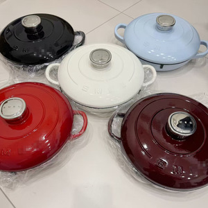 Casserole en fonte émaillée de 26 cm avec couvercle, design rétro, pour cuisinières à induction et à gaz - Product Image 2