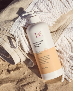 Loción de protección solar SPF50 resistente al agua Natural de etiqueta privada para el cuidado de la piel loción de alta protección solar para pieles sensibles - Product Image 6