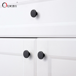 Oukkali pegangan lemari mewah, ringan campuran seng desain kustom pegangan kenop aksesoris furnitur pegangan kabinet - Product Image 6