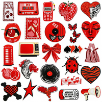 Disponible dès maintenant : Magnifiques patchs 3D rouges esthétiques Y2K rétro pour téléphone, cassette, fraise, cœur, coccinelle, nœud, slogan