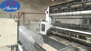 Machine de fabrication de clôtures en treillis métallique pour bovins et cerfs entièrement automatique, contrôlée par PLC, en acier inoxydable, avec <span class=keywords><strong>moteur</strong></span> et engrenage à haute productivité - Product Image 6