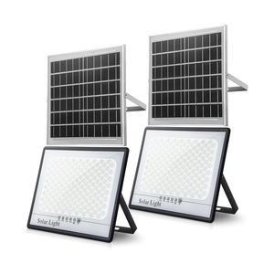 Reflector LED Solar para Exteriores, Resistente al Agua IP67, para Estadios Deportivos, con Control Remoto, Construcción de Aluminio, 80W-1000W, Venta al Por Mayor - Product Image 1