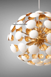 Lustre moderne de style Mid-Century en laiton, design Pissenlit Sputnik, suspension de style Stilnovo italien avec disque blanc, luminaire de plafond - Product Image 4