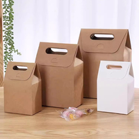 Vente en gros d'usine, emballage en papier kraft, sachet de bonbons, sacs cadeaux, poignée découpée, impression de logo personnalisée, sac de bonbons