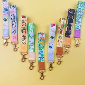 맞춤형 가죽 손목 스트랩 도매 랜야드 폴리에스터 소프트 클래식 열전사 인쇄 안전 기타 맞춤형 키체인 키 - Product Image 4