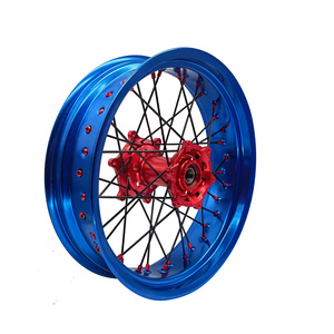 Nouveaux Offre Spéciale 17 pouces bleu jante rouge moyeu Supermoto ensembles de roues pour EXC SXF 125 <span class=keywords><strong>250</strong></span> 450 2003 - <span class=keywords><strong>2023</strong></span> - Product Image 4
