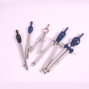 Juego de Compás de Metal para Dibujo Geométrico y Matemáticas, Material Escolar para el Regreso a Clases, para Estudiantes - Product Image 2