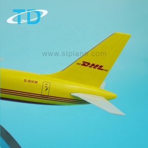 โมเดลเครื่องบิน DHL รุ่น B757-200 ขนาด 1/100 47 ซม. - Product Image 4