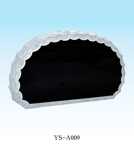 Lápida Conmemorativa Tradicional de Granito Negro Natural para Exteriores con 1 Año de Garantía - Product Image 3