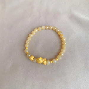 Bolsa Sorpresa: Pulsera de Caramelo Dulce con Citrino Amarillo, Adorno Sencillo y Elegante que Combina con Todo, para un Toque de Temperamento y Estilo. - Product Image 4