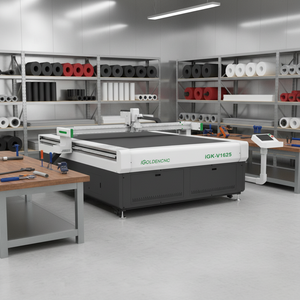 Traceur de découpe à plat CNC à couteau oscillant pour papier kraft, autocollants adhésifs et boîtes en carton ondulé. - Product Image 1