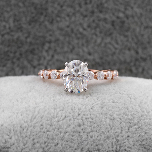 חצי נצח 2.5 מ "מ בועה 2.5ct d צבע אליפסה מבריק לחתוך moissanite טבעת אירוסין 18k עם הילה מוסתר - Product Image 5