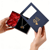 Boîte à bijoux et sac fourre-tout Pure Bronzing à motif 6 fleurs roses pour montre, en carton, impression quadricolore, estampage à chaud, finition UV