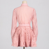 Ensemble de jupe 2 pièces personnalisé à la mode et sexy dentelle nouvelle chemise en coton à boutonnage simple avec demi-jupe à franges à volants