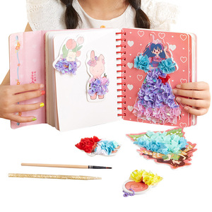 หนังสือสติกเกอร์แต่งตัวเจ้าหญิงออนไชน์ งานฝีมือ DIY สำหรับเด็ก ของเล่นศิลปะกระดาษพร้อมเสื้อผ้าและเครื่องประดับสีสันสดใส - Product Image 1