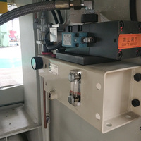 Presse à poinçonner pneumatique CNC pour tôles avec course de glissière réglable pour la production en atelier