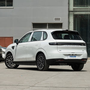 Leapmotor B10 2025 alta calidad EV SUV nueva llegada 5 plazas familia coche eléctrico AWD R16 barato nueva energía Vehículo de exportación - Product Image 3