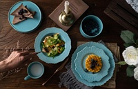 Ensemble de Plats en Céramique de Haute Qualité de Couleur Verte Rose Bleue Européenne Glaçure Porcelaine Soupe Dîner Service Dessert pour la Maison