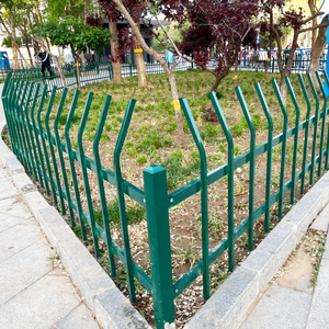 Garde-corps <span class=keywords><strong>de</strong></span> pelouse en métal facile pour cour jardin <span class=keywords><strong>lit</strong></span> <span class=keywords><strong>de</strong></span> fleurs plante école communauté ceinture verte clôtures d'isolement <span class=keywords><strong>de</strong></span> jardin municipal - Product Image 1