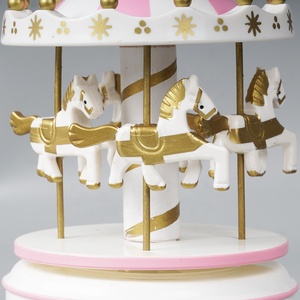 <span class=keywords><strong>Carillon</strong></span> Natalizio Decorativo in Plastica Ecologica, Meccanismo Musicale Rotante con Cavalli a Carosello in Vendita - Product Image 4