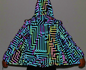 Giacche Puffer con Cappuccio da <span class=keywords><strong>Uomo</strong></span> Stile Hip Hop Casual con Linee Geometriche Colorate Riflettenti - Product Image 3