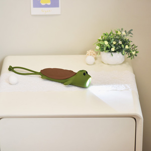 Luminosité réglable Dimmable Mini <span class=keywords><strong>Tortue</strong></span> de mer Lampe de poche Mode stroboscopique Dragonne en silicone souple <span class=keywords><strong>Veilleuse</strong></span> USB Rechargeable - Product Image 2