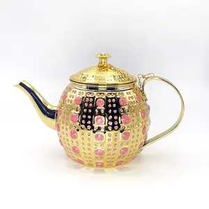 新设计的金色黄铜土耳其茶壶，配有阿拉伯和商业廉价环氧古勒彩色茶壶