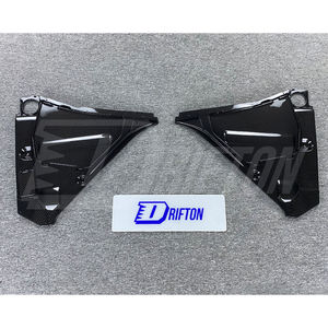 Kits d'habillage de batterie en fibre de carbone sèche pour Nissan R35 GTR Engine Bay Cover - Product Image 2