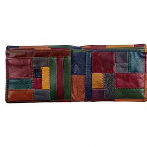 Cartera de Cuero Genuino con Bordado de Letras y Estrellas, Diseño Moderno con Cierre Abierto, Impermeable, para Hombre, en Varios Tamaños - Product Image 6