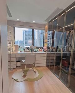 Système d'organisation moderne pour dressing, armoire à vêtements, armoire de chambre à coucher sur mesure, dressing - Product Image 1