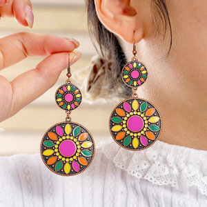 Boucles d'oreilles pendantes bohèmes en alliage, forme fleur, serti clos, bijoux de fête pour femme, plaqué bronze antique - Product Image 3