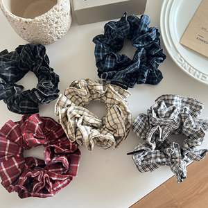 Grands chouchous rétro à carreaux, bandeau à cheveux en tissu, accessoire de mode coréenne - Product Image 1